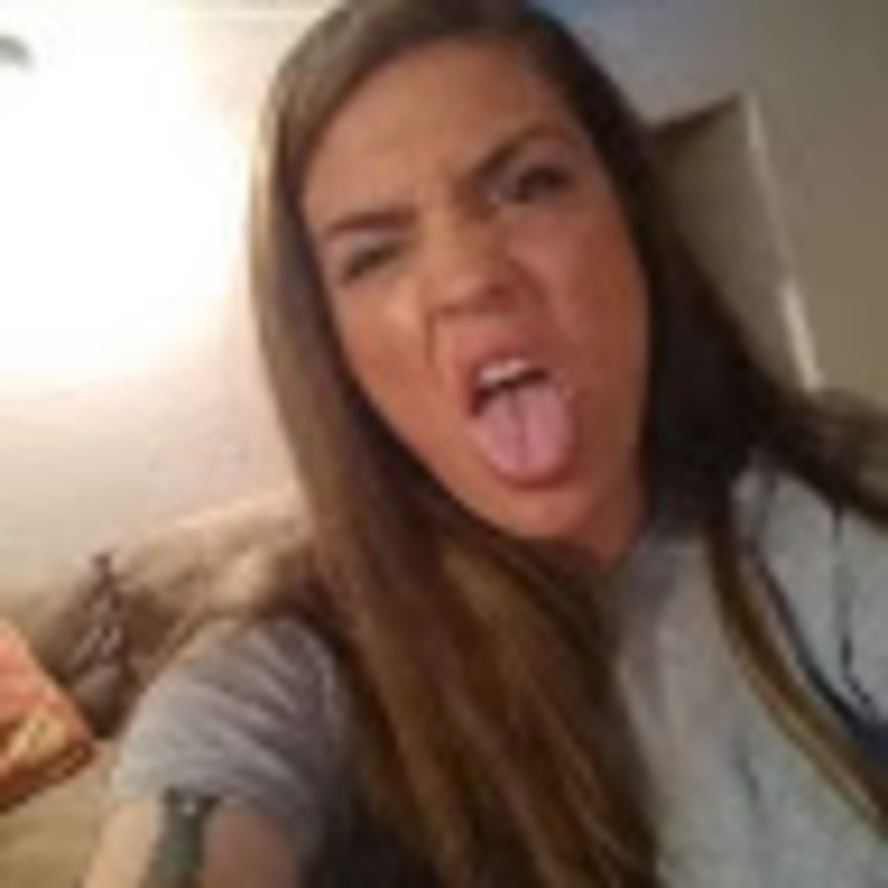 Meet your Posher, Julia ann